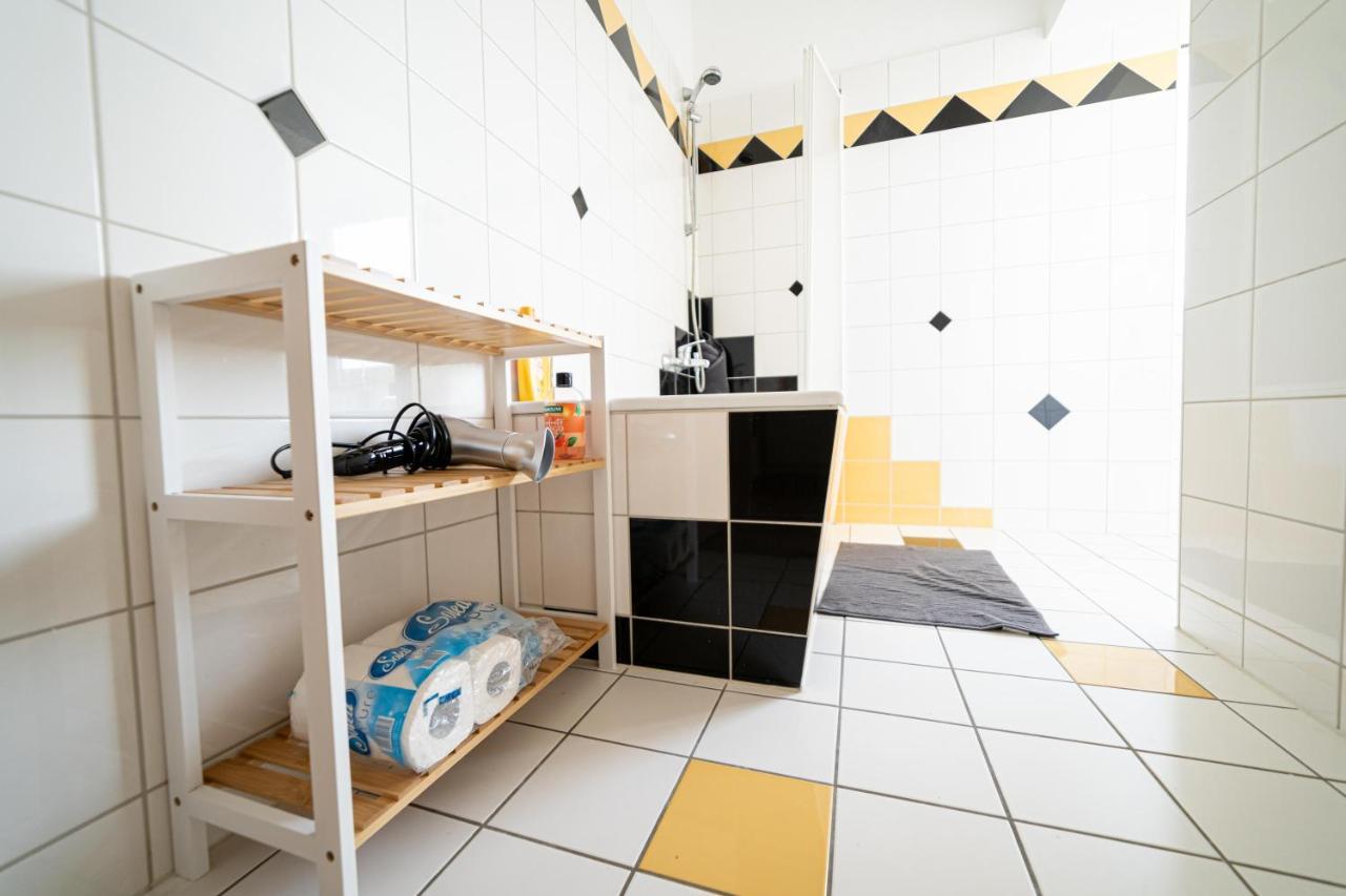 Fullhouse - Zwickau - R85 Apartments - Parking - 3 Beds - Nespresso Extérieur photo